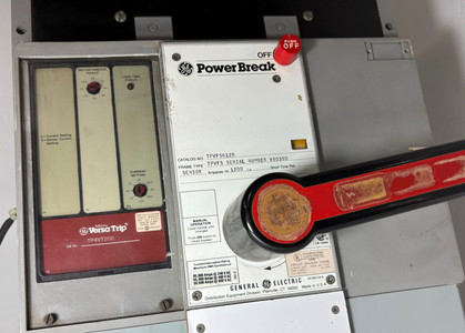 GE TPVF5612B 1600A Power Break LI Circuit Breaker w/ 1200 Amp Trip 600V 3P TPVF5 (EM5944-1)