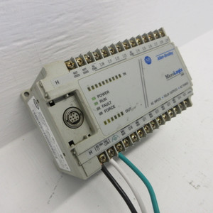 Allen Bradley 1761-L16AWA Ser D FRN 1.0 MicroLogix 1000 PLC Programmable DAMAGE (AH1441-1)