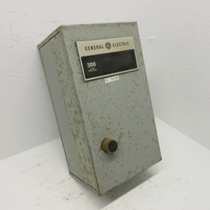 Image of General Electric GE CR306D1 Enclosed Size 2 Starter 115V Coil 25HP Enclosure 300