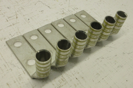 NEW Panduit LCC250-12F Crimp Lugs 2 Hole 250kcmil Right Angle P62 NNB (LOT OF 6) (AH1490-6)