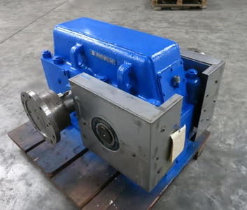 Image of Westinghouse S15H Gear Reducer Gear Teeth 82/35 Ratio 2.343 Gearbox