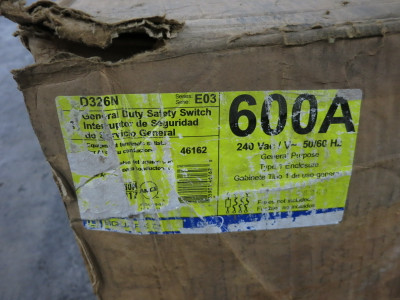 NEW Square D D326N 600A 240V Fusible Safety Switch Disconnect D326-N 600 Amp E03 (DW8501-1)