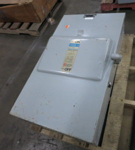 Image of ITE SN425 400A 240V Fusible Safety Switch Disconnect 3PH 400 Amp 240 VAC Gould