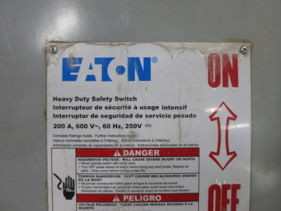 NEW Eaton DH364NGK 200A 600V Fusible Safety Switch Disconnect 200 Amp DH364-NGK (DW8572-1)