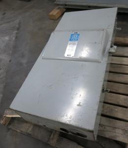 Image of ITE F326 600A 240V Fusible Safety Switch Disconnect F-326 600 Amp 240 VAC Gould