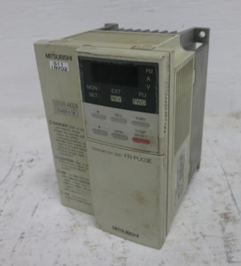 Mitsubishi FR-A024-0.75KP 1 HP AC Inverter VS Drive Freqrol A024 200-230V VFD (DW8600-4)