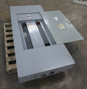 Image of Square D 800A HCM I-Line Panel Board 480V MLO 800 Amp Main Lug 3PH 3W 480 VAC