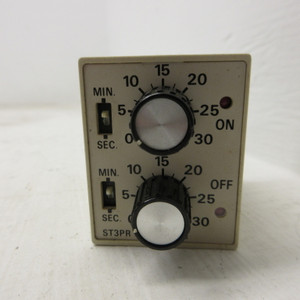Fuji Electric ST3PR Fuji Super Timer Repeating 8-Pin Minutes or Seconds 0-30 (AH1744-1)