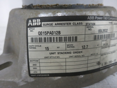 ABB EXLIM Q Surge Arrester Q015PA012B 15 kV EXLIMQ MCOV 12.7 kV Station (DW8712-3)