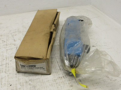 NEW Vickers KDG4V-3-33C30X-H-M-U-H7-60 Propertional Solenoid Valve 02-123993 (AH1751-2)
