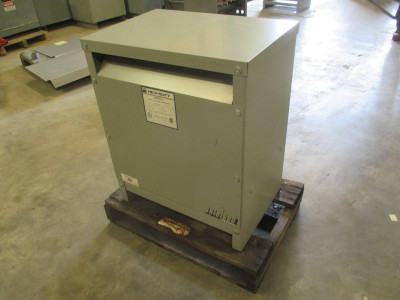 NEW Hevi Duty 34 kVA 460 Delta - 460Y/266 V DT651H34S 3PH Isolation Transformer (EBI2380-5)