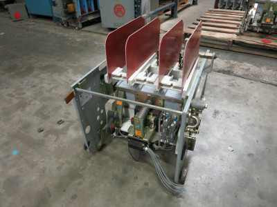 Image of Westinghouse VMAN3FL4G1-WX 360A 7200V SJA B Vacuum AC Contactor Cutler Hammer