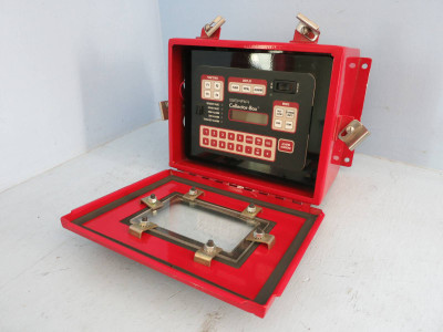 Image of Sierra 640/650 Steel-Trak Mass Flow Meter Collector-Box 150 PSIG Range: 0-5500