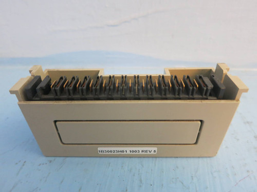 Ovation I/O Bus Teminator 1B30023H01 1003 R5 PLC Westinghouse Emerson IB30023H01 (PM2096-14) Ovation I/O Bus Teminator 1B30023H01 1003 R5 PLC Westinghouse Emerson IB30023H01 (PM2096-14)