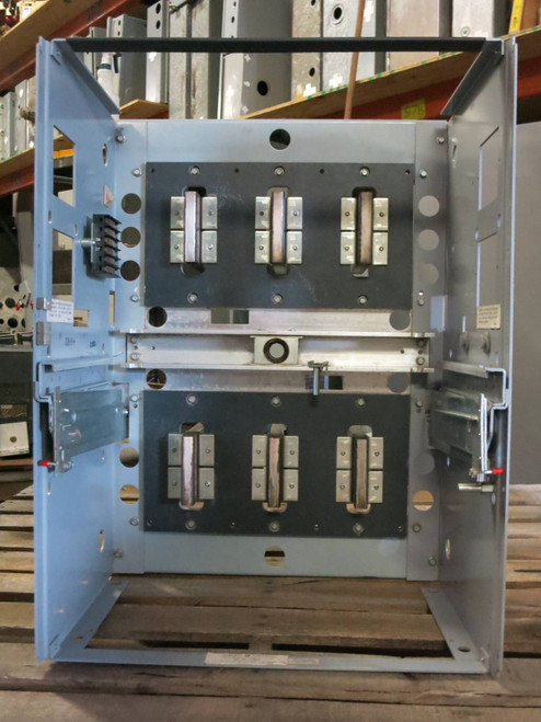 GE Power Break Substructure TDOS25 2500A Manual Drawout Breaker General Electric (PM2129-1)