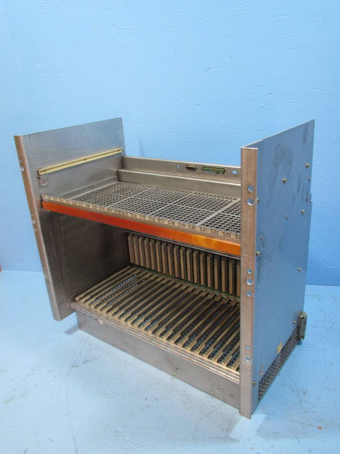 Siemens 6DD 1682-0BC0 SIMADYN D 24 Slot Rack PLC Simatic SR8 GE.465 682.9012.00 (NP1553-3)