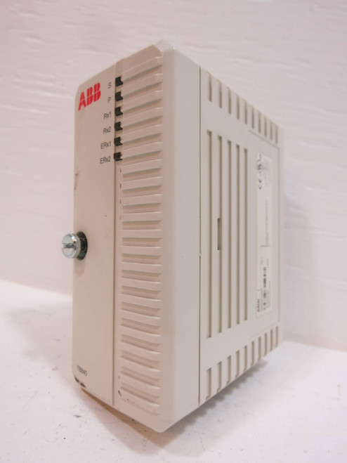 ABB TB840 3BSE021456R1 PR:T PLC Module TB 840 S800 Modulebus Cluster Modem (NP2131-11)