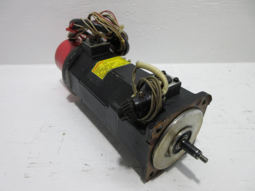 Fanuc A06B-0522-B351 2000 RPM 3PH AC Servo Motor 2.9A Pulsecoder A290-0521-V581 (TK4319-1)