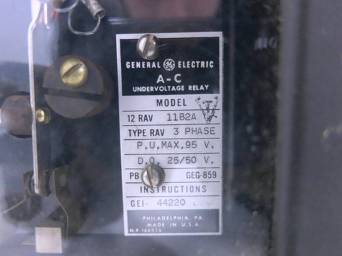 GE 12RAV11B2A AC Undervoltage Relay Type RAV 120V 3PH General Electric (DW1873-4)