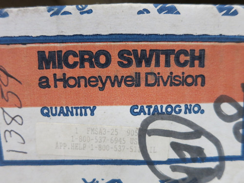 NEW Honeywell FMSA3-25 Proximity Switch Microswitch FMSA325 Micro NIB (DW2497-1)
