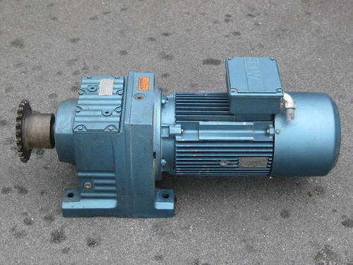 Sew Eurodrive R97DV132 1/7 HP Ratio:116.48 Gear Reducer (EBI3649-1)