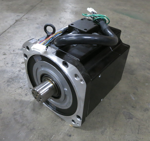Sanyo Denki P60B22550RCRSJ Nachi AC Servo Motor 5.5 kW R11C432569 Absosenser (DW3924-2)