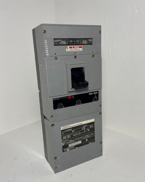 Siemens CLJ63B300 300A Current Limiting Circuit Breaker Type CLJ 3P ITE 300 Amp (EM4424-1) Siemens CLJ63B300 300A Current Limiting Circuit Breaker Type CLJ 3P ITE 300 Amp (EM4424-1)