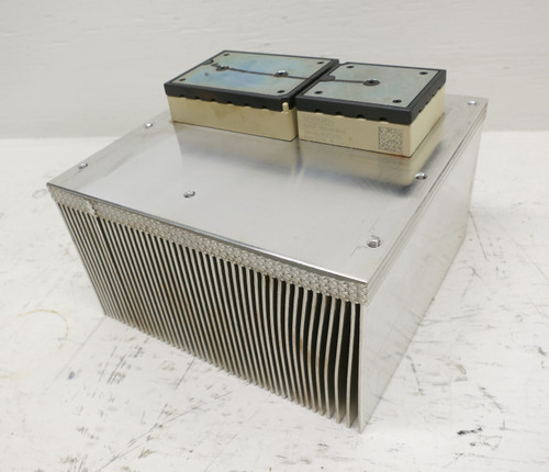 Siemens BT300 Drive Heat Sink 28AHB16V4 38AC12T4V1 Semikron Power Module Skiip (DW5766-1) Siemens BT300 Drive Heat Sink 28AHB16V4 38AC12T4V1 Semikron Power Module Skiip (DW5766-1)
