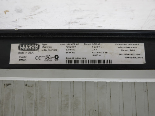 Leeson Speedmaster 174652.00 SM4 Flux Vector Inverter AC VS Drive 0.5 HP 120/240 (DW6490-1)