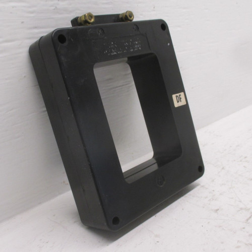 IT 75C149640P-8 Current Transformer 600:5 Ratio CT 50-400HZ 10KV 600V (AH0107-8)