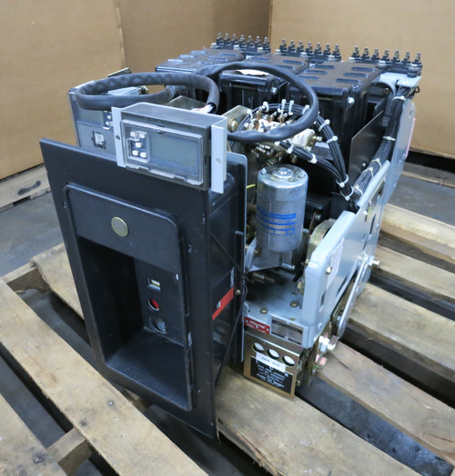 GE AKRU-10D-30 800A Fused Air Circuit Breaker LSI Trip Unit A208LSI 800 Amp EO (DW6914-1)