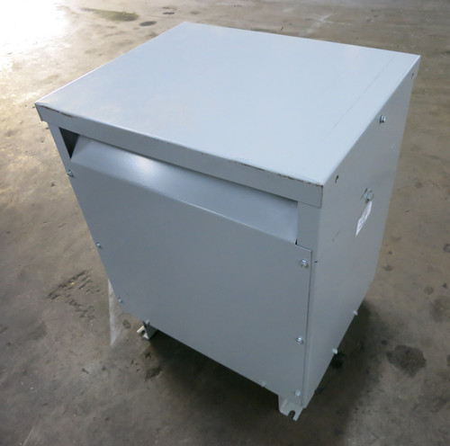 NEW Eaton 15 kVA 480 Delta to 208Y/120 V 3PH Transformer V48M28F1516 480V 208 (DW7148-1)