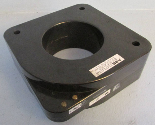 ABB Ratio: 1200:5 A Cat: 622-122 RF: 1.33 ACC 600V CT Current Transformer 5A (EBI0110-3)