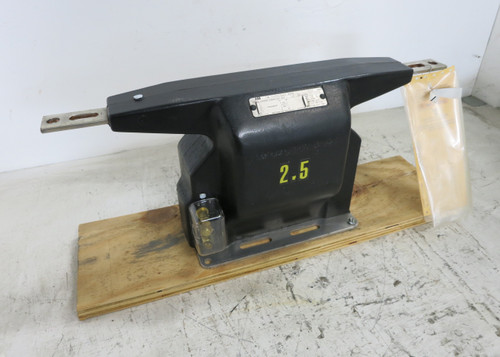 NEW ABB 7524A03G22 Type KIR-11 Current Transformer Ratio 2.5:5A CT KIR11 2.5:5 (DW7389-3)