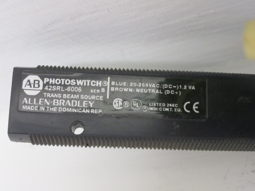 NEW Allen Bradley 42SRL-6006 Ser B Photoswitch Trans Beam Source Photo Sensor (DW7687-1)