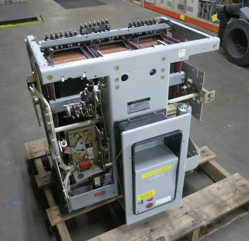 (FOR PARTS) GE AKR-10D-75 3200A Air Breaker LV Power Circuit Breaker EO 3200 Amp (DW7875-1)