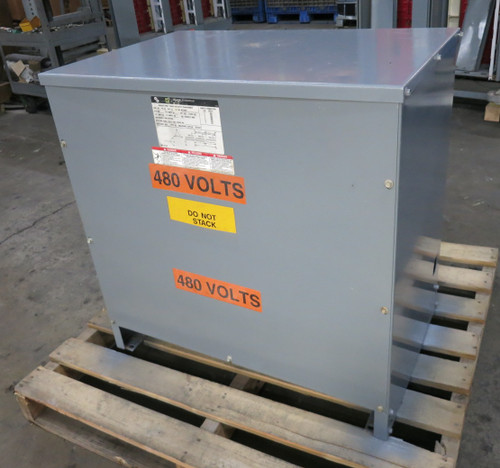 Square D 45 kVA 480 Delta - 208Y/120 V 3PH Dry Type Transformer 45T3HNV 480V 3R (DW7980-1)