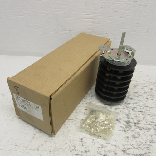 NEW Electroswitch 24206B Rotary Switch Series 24 20A 600V Auto-Manual 242O6B NIB (AH1085-1)