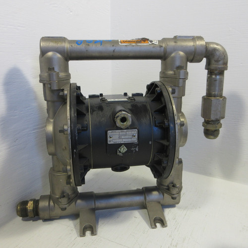 Graco D74311 Diaphragm Pump Husky 1040 120 PSI 8.4 Bar 42-159 Max GPM 14F07D Ser (AH1095-1)