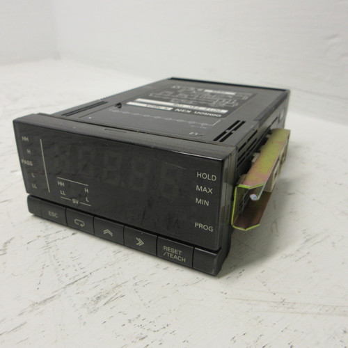 Omron K3NR-NB2A Digital Panel Meter 12-24VDC 1/8 DIN 5 Digit K3NR-NB2A 10W (AH1239-2)
