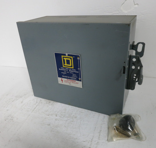 NEW Square D 92351 30A 240V Double Throw Safety Switch Manual Transfer 30 Amp E1 (DW8261-1)