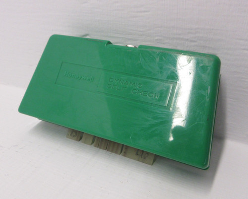 Honeywell R7247B1003 Dynamic Self Check Rectification Amplifier 2-4 SEC 8829 (AH1340-1)