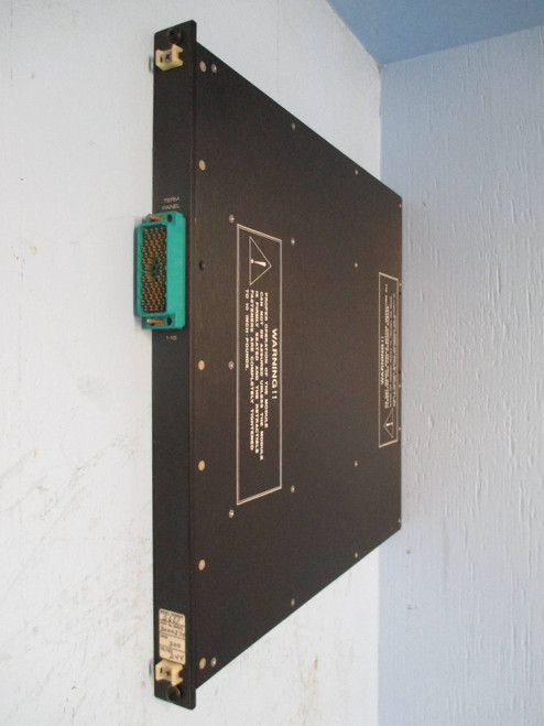 Triconex 2661 Tricon II Terminator Interface PLC 3000270-300 7400096-100 24V Iso (PM0147-17)