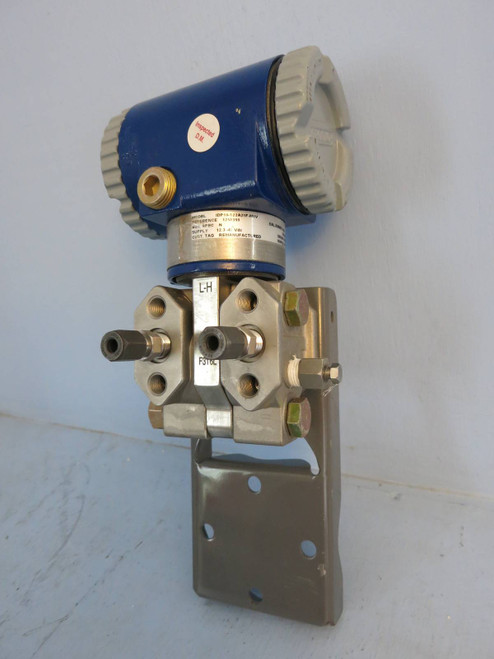 REMAN Foxboro IDP10-T22A21F-M1V Flow Control 3626 PSI 4-20mA 12.3-42 VDC FOXCOM (PM0298-1)