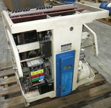 GE AK-3-75 3000A EO Air Breaker w/ LSIG Satin American Trip & Shunt & Aux (GA0538-1)
