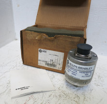 NEW Allen Bradley 845H-SJHZ13CRY1 Encoder Optical Incremental Ser B (DW5498-1)