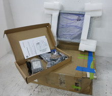 NEW Allen Bradley 6176M-15VN Ser B 15" Standard Screen Monitor 1550M 15 in Vesa (DW6097-1)