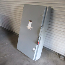 Square D H366 Series E04 600A Fusible Safety Disconnect Switch 600V Ser E04 3W (AH0548-1)