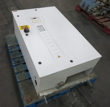 ABB ACH550-BC-124A-4 100 HP AC VS Drive 3PH 480V ACH-550 ACH550-UH-124A-4 VFD (DW7193-1)