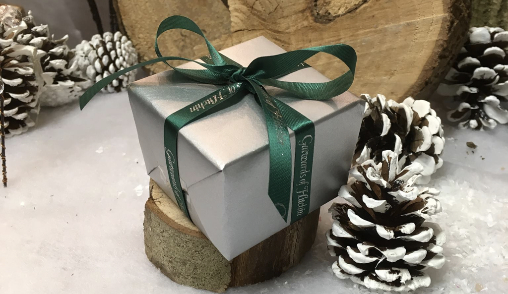 12 Sparkling Christmas Gift Ideas